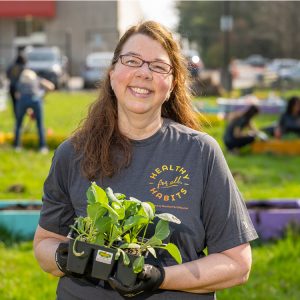 Medifast MFB Garden Planting 2023 MF-4479